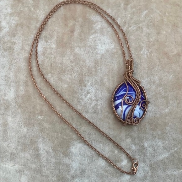 New! Hand Crafted Blue & White Botswana Copper Wrapped Pendant & Necklace - Picture 5 of 8